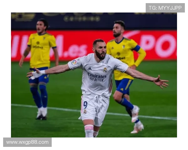 欧冠与西甲时间冲突管理策略:如何避免疲劳作战 欧冠与西甲时间冲突管理策略:如何避免疲劳作战