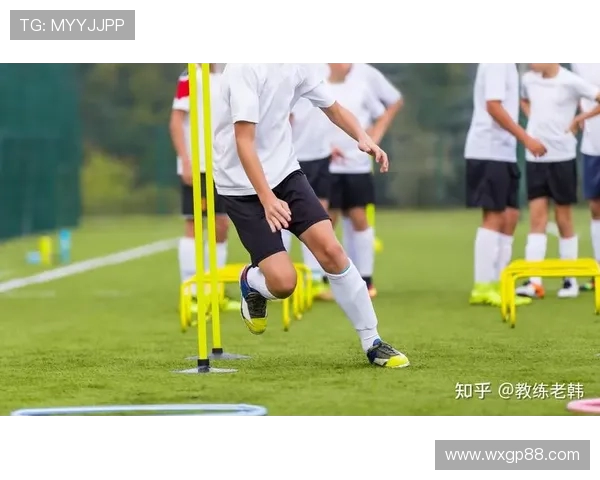 足球运动员的长时间竞技与体能管理