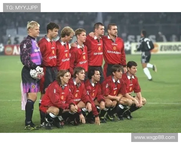 1990年代英超联赛的知名球员名单及辉煌瞬间回顾