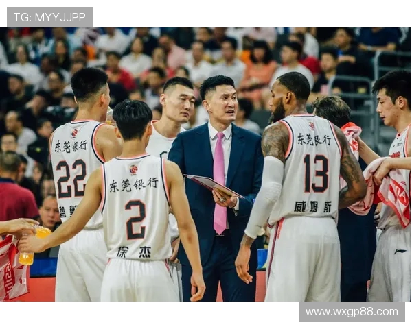 广东宏远对阵福建2020赛季精彩回放全景解析巅峰对决再现热血时刻