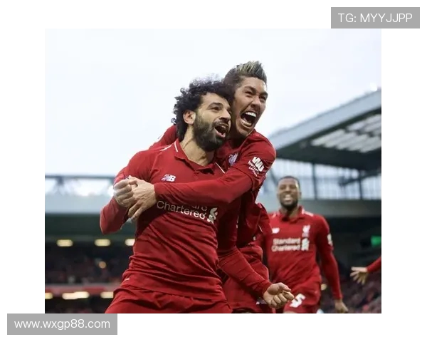 英超球员涉泰国不当行为事件及其对职业形象的影响