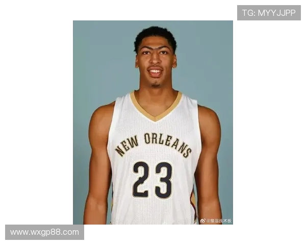 2012年NBA选秀安东尼戴维斯成状元黄蜂选中浓眉